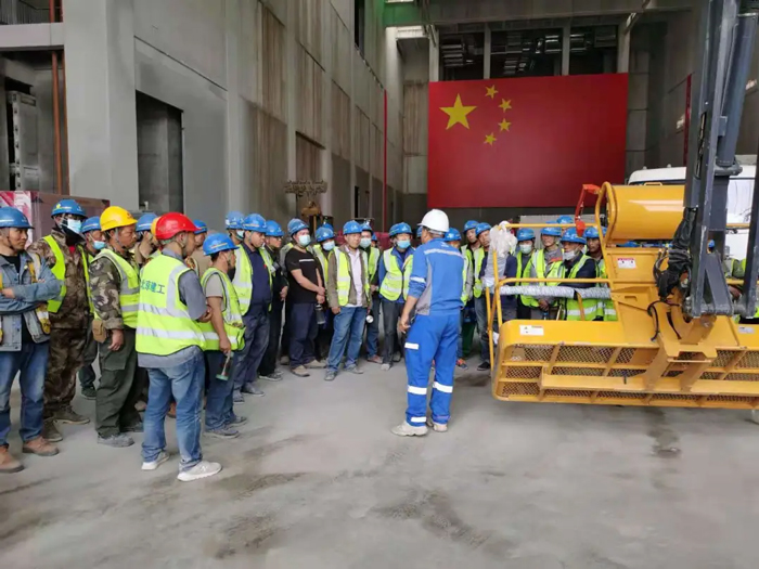 表扬信+锦旗！这是乐竞手机站·官方版在线-乐竞（中国）
的责任与温度-2.jpg